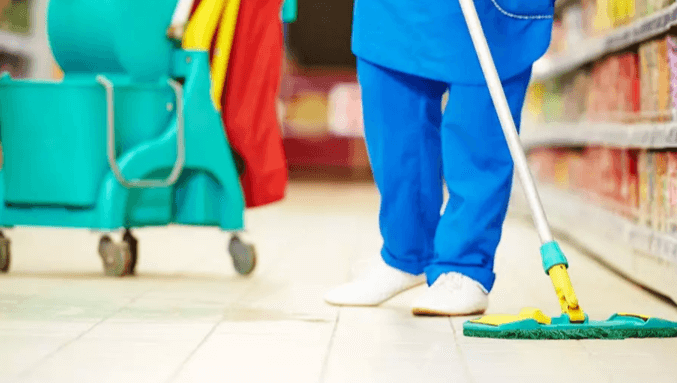 Common Mistakes to Avoid When Hiring a Commercial Cleaning Service